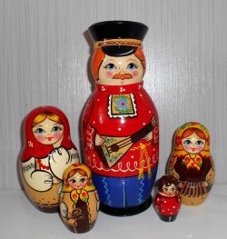 Nolinsk Village Family Musician Family 5-set Babushka Matryoshka nesting Doll Babooshki Babushkas Classic Village Traditional