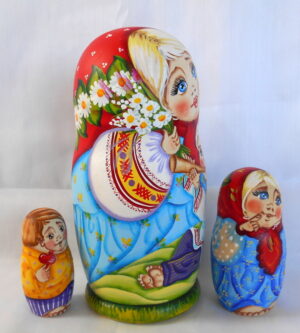 Tatiana listens music nesting Doll Babooshki s