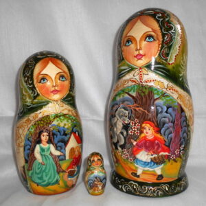 Red Riding Hood green 7-set nesting Doll Babooshki s