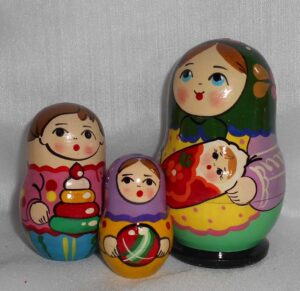 Zagorsk Kids & Infant small nesting Doll Babooshki s Classic Village Traditional