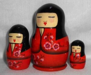 Geisha Kokeshi in orange kimono small nesting Doll Babooshki s