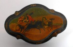 Lacquered box Summer Troyka