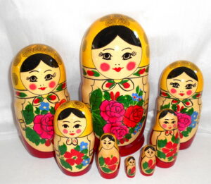 Semenov yellow scarf Large 8-set Babushka Matryoshka nesting Doll Babooshki Babushkas Classic Village Traditional