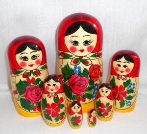 Semenov red scarf Large 7-set Babushka Matryoshka nesting Doll Babooshki Babushkas Classic Village Traditional