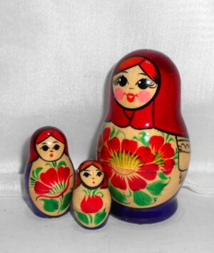 Kirov 5 set (red/purple) nesting Doll Babooshki s Classic Village Traditional