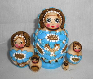 Lisa Beads girl blue Babushka Matryoshka nesting Doll Babooshki Babushkas