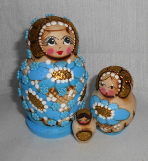 Lisa Beads girl blue nesting Doll Babooshki s