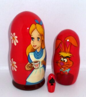Alice in Wonderland red small nesting Doll Babooshki s