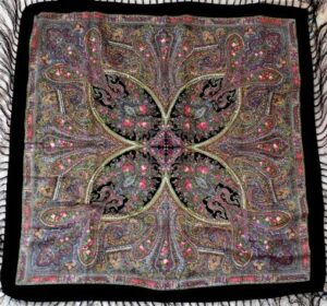 Shawl Small Pale Flowers - 4