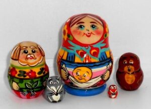 MINI 5-set Village  Kolobok fairy tale mini MINI TINY  Babushka Matryoshka nesting Doll Babooshki Babushkas