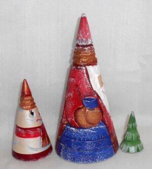 Santa 3d Carved Sasha 3 set nesting Doll Babooshki s