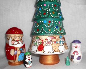 Xmas Tree 5-set huge 32cm with top nesting Doll Babooshki s