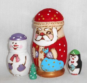 Xmas Tree 5-set huge 32cm with top nesting Doll Babooshki s