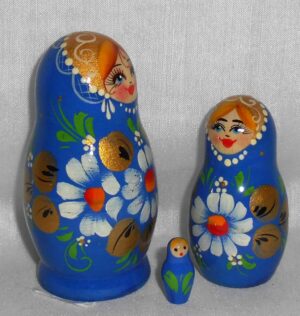 Vyatka Daisies blue dress 5-set nesting Doll Babooshki s Classic Village Traditional