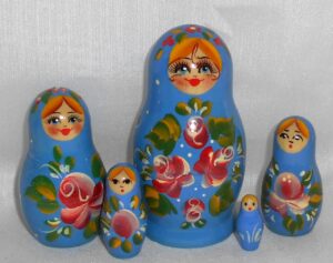 Vyatka Roses dark blue dress 5-set Babushka Matryoshka nesting Doll Babooshki Babushkas Classic Village Traditional