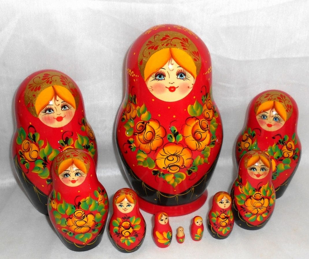 Vyatka GIANT Vyatka Natalia in red dress 10-set nesting Doll Babooshki s Classic Village Traditional