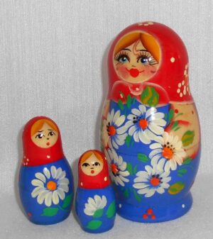 Vyatka Daisies 5-set nesting Doll Babooshki s Classic Village Traditional