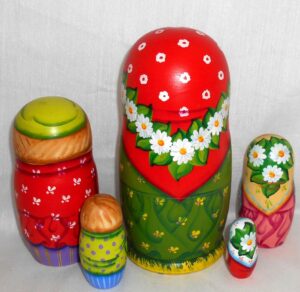 Village Lunch Time nesting Doll Babooshki s