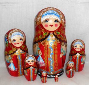 Lace Handkerchief B 7-set Babushka Matryoshka nesting Doll Babooshki Babushkas