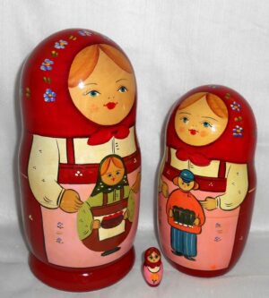 GIANT Village Girls Toys red 10-set nesting Doll Babooshki s Classic Village Traditional
