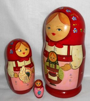GIANT Village Girls Toys red 10-set nesting Doll Babooshki s Classic Village Traditional