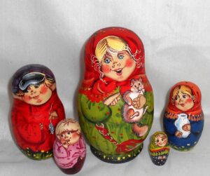 Cats lovers family Babushka Babushka Matryoshka nesting Doll Babooshki Babushkas