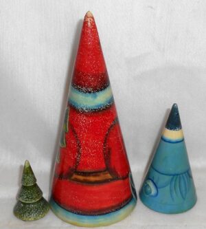 Santa with tree Conical 3-set nesting Doll Babooshki s