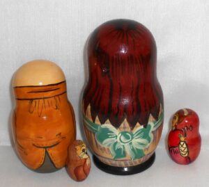 Snow White medium 4-set nesting Doll Babooshki s nesting Doll Babooshki s