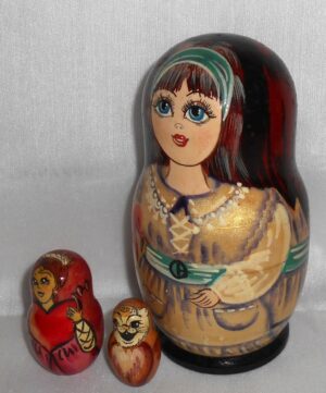 Snow White medium 4-set nesting Doll Babooshki s nesting Doll Babooshki s
