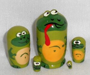 MINI Green frog mini 5-set Babushka  TINY