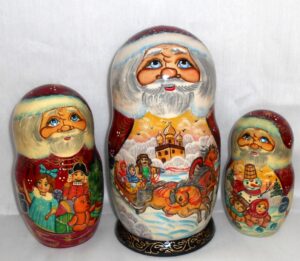 Huge Santa with Winter Troyka 10-set nesting Doll Babooshki s