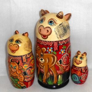 Funny white bull large 3-set nesting Doll Babooshki s
