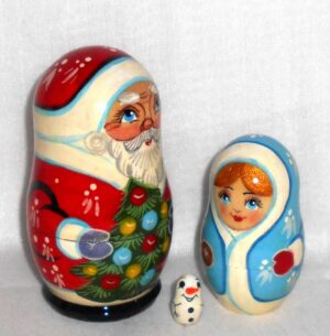 Santa with Xmas tree small nesting Doll Babooshki s