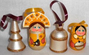 Christmas décor GOLD 7-set nesting Doll Babooshki s BOX SET