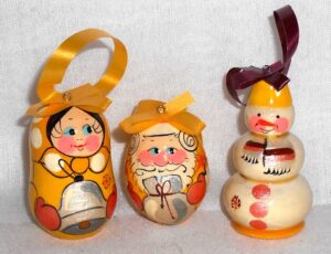 Christmas décor GOLD 7-set nesting Doll Babooshki s BOX SET