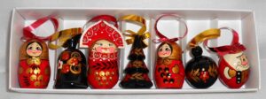 Christmas décor red and black 7-set   Babushka Matryoshka nesting Doll  Babooshki Babushkas BOX SET