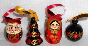 Christmas décor red and black 7-set nesting Doll Babooshki s BOX SET