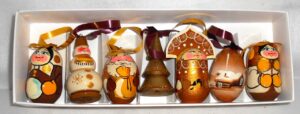 Christmas décor in gold 7-set   Babushka Matryoshka nesting Doll  Babooshki Babushkas BOX SET