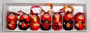 Christmas décor 'Berries and Flowers' 7-set   Babushka Matryoshka nesting Doll  Babooshki Babushkas BOX SET