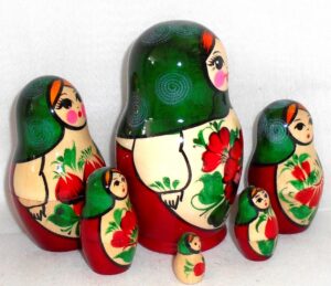 Kirov green scarf 6-set nesting Doll Babooshki s Classic Village Traditional