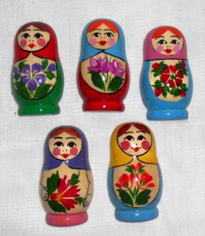 Babushka fridge magnet x 5   Babushka Matryoshka nesting Doll  Babooshki Babushkas