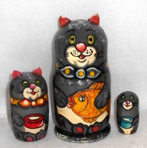 Funny grey cat fisherman 3-set small Babushka Matryoshka nesting Doll Babooshki Babushkas