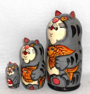 Funny grey cat with gold fish 3-set small nesting Doll Babooshki s