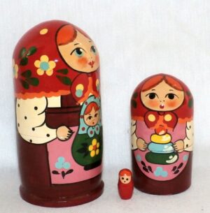 Zagorsk red small nesting Doll Babooshki s Classic Village Traditional