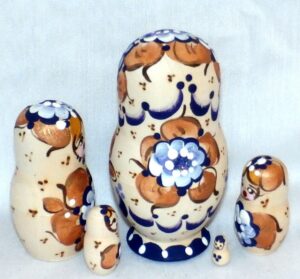 Vera in violet dress small 5 set nesting Doll Babooshki s