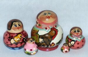 MINI Farmers family with brown chicken Mini Tiny  Babushka Matryoshka nesting Doll Babooshki Babushkas