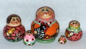 MINI   Farmers family with black rooster Mini Tiny  Babushka Matryoshka nesting Doll Babooshki Babushkas