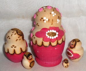 Lisa Beads girl light pink nesting Doll Babooshki s