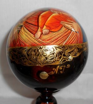Our Lady Unfading Colour GIANT Egg with decorated stand - 6
