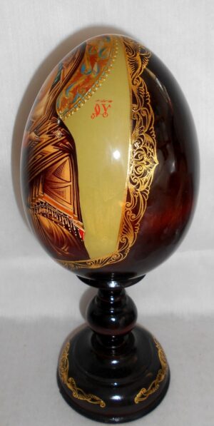 Our Lady of Don GIANT Egg with decorated stand - 6